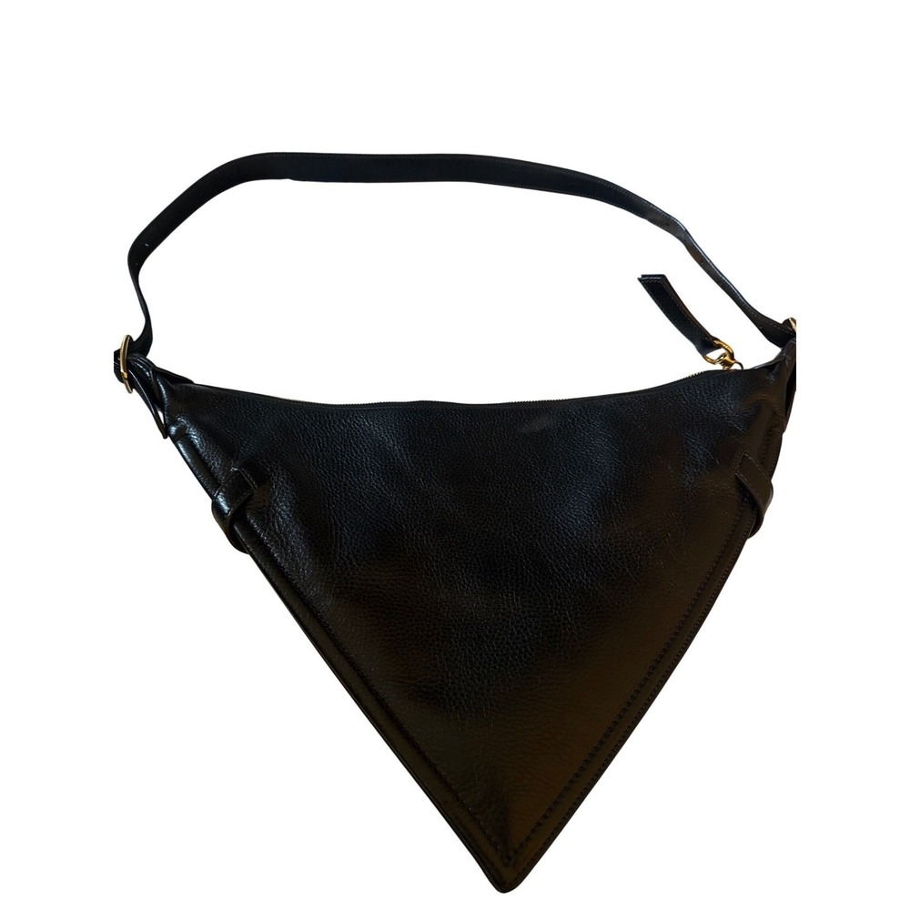 Chloé Black Leather Triangular Crossbody Bag with Gold Hardware (Rare) - Picture 5 of 15